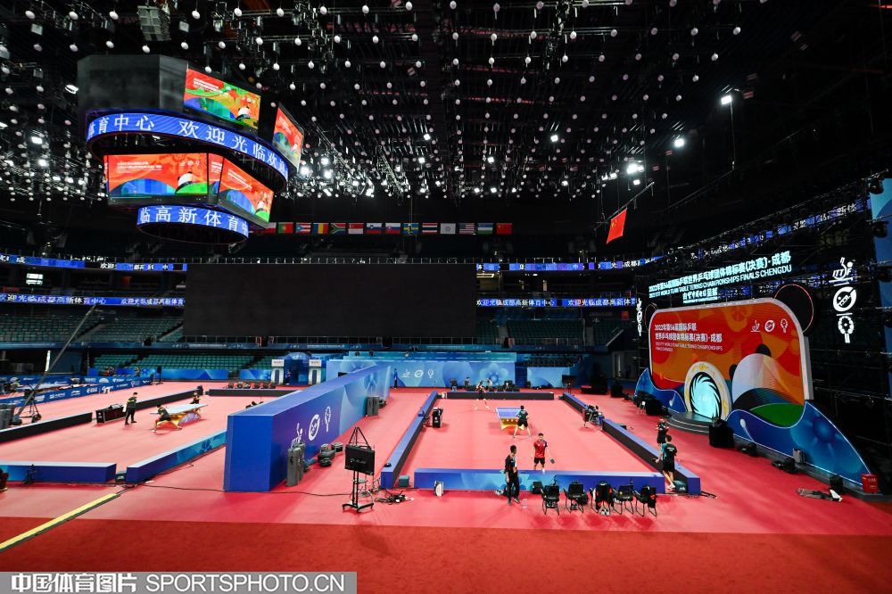 天空：抗议活动不断，苏超凯尔特人股东大会草草收场